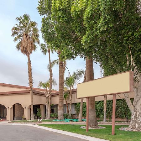 Ramada By Wyndham Holtville Buitenkant foto
