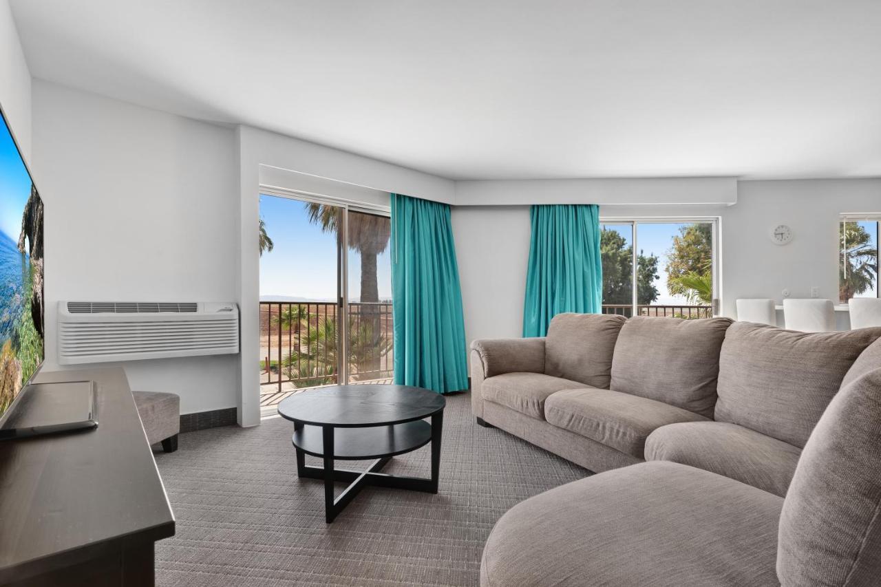 Ramada By Wyndham Holtville Buitenkant foto