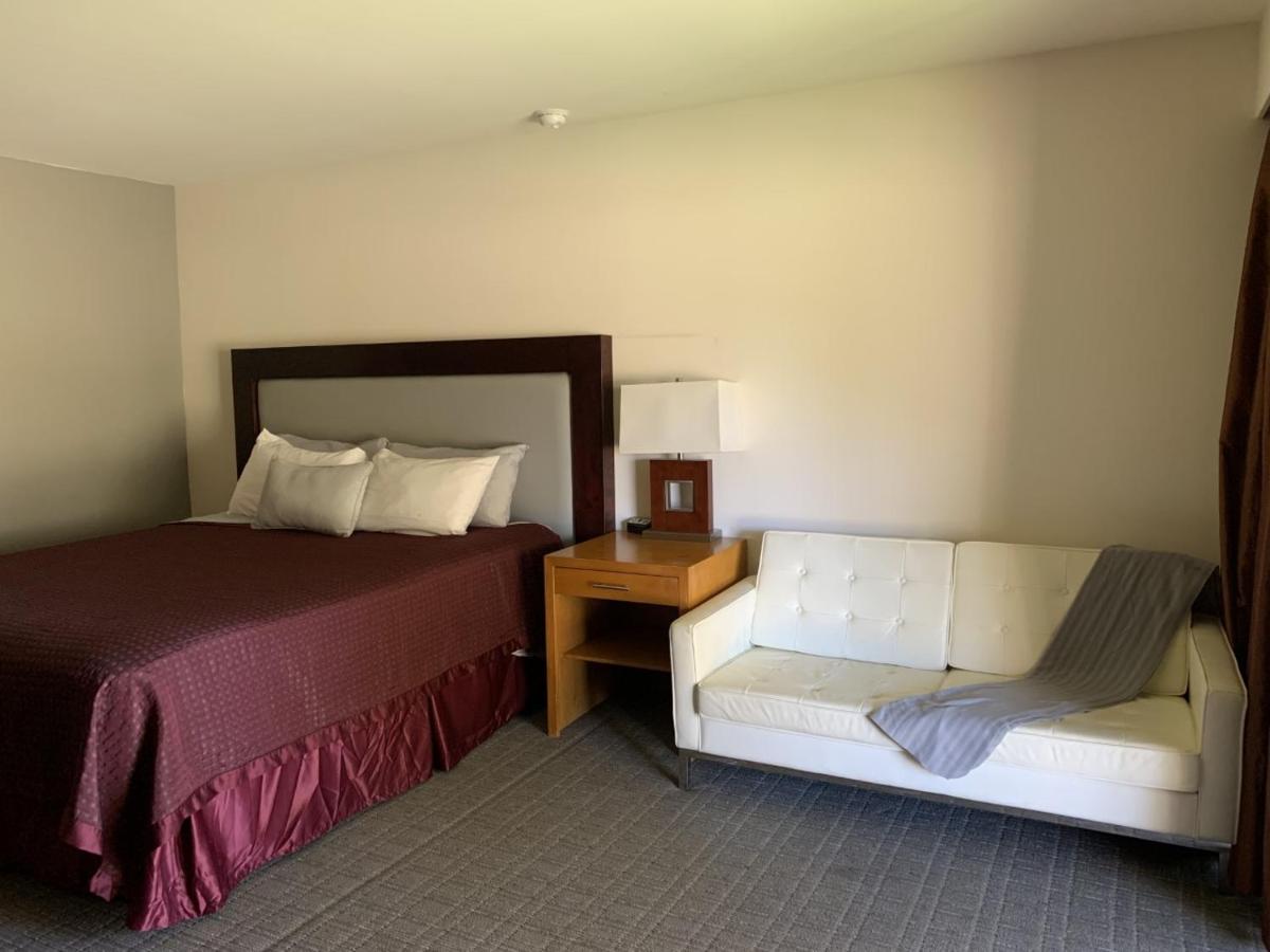Ramada By Wyndham Holtville Buitenkant foto