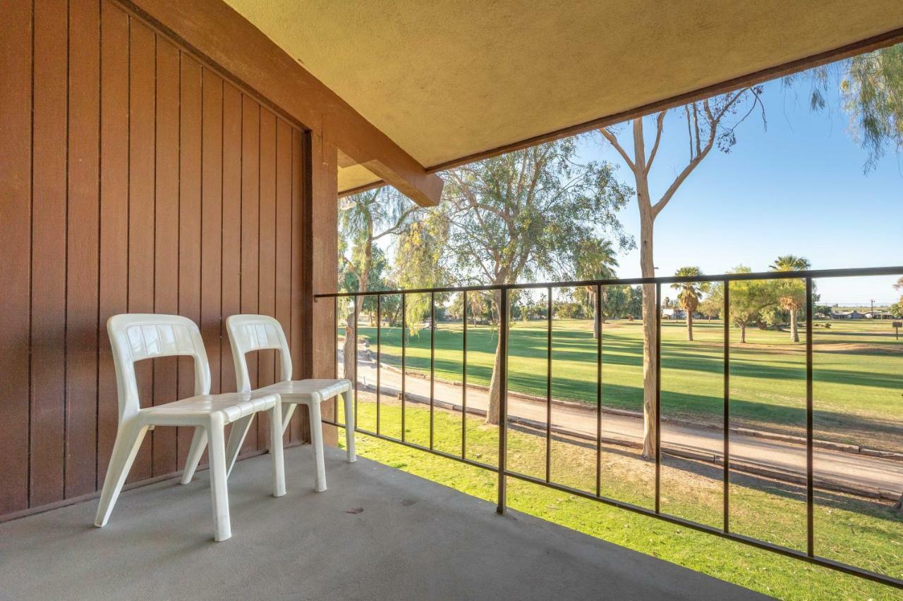 Ramada By Wyndham Holtville Buitenkant foto